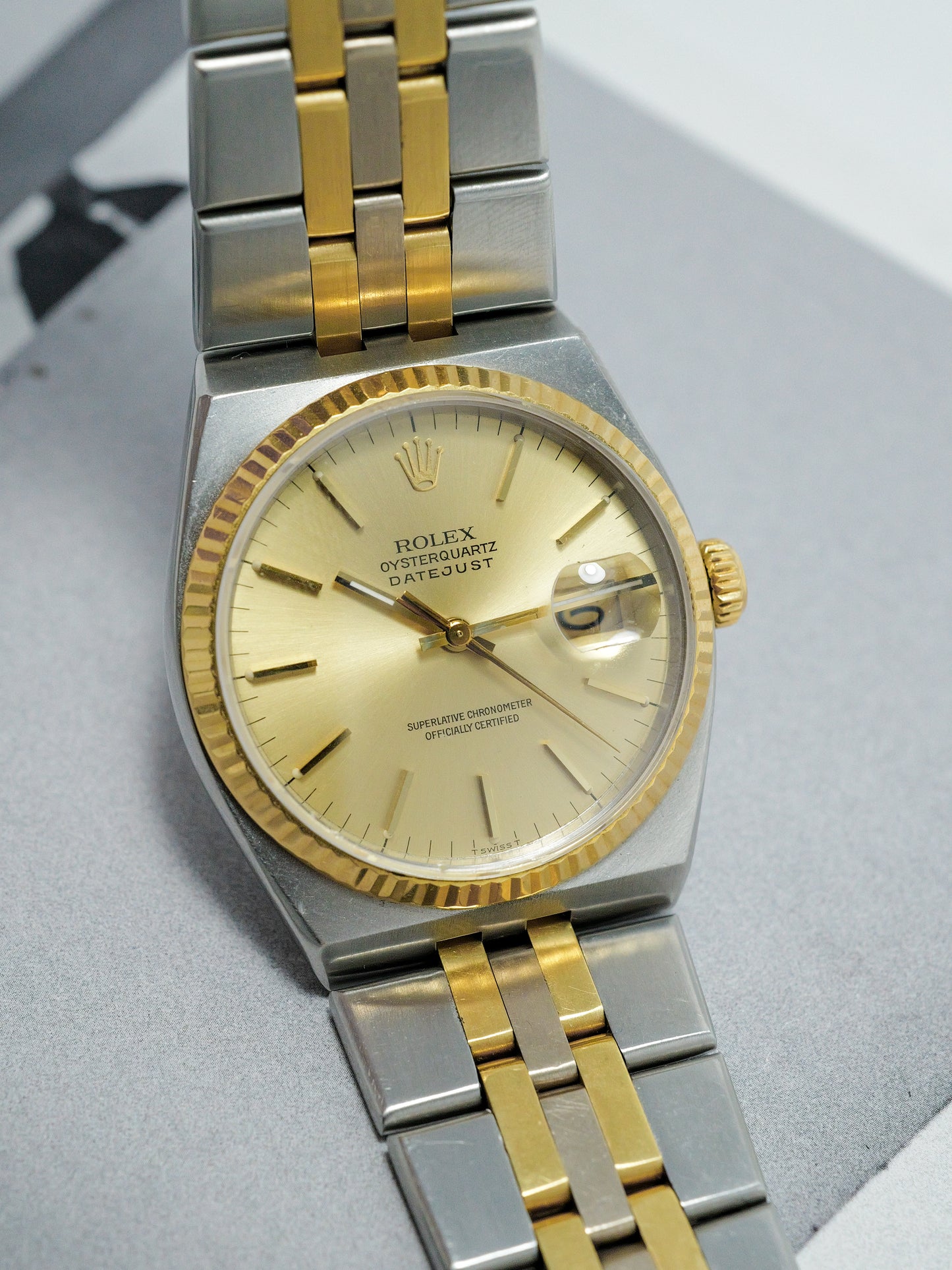 ROLEX OYSTERQUARTZ