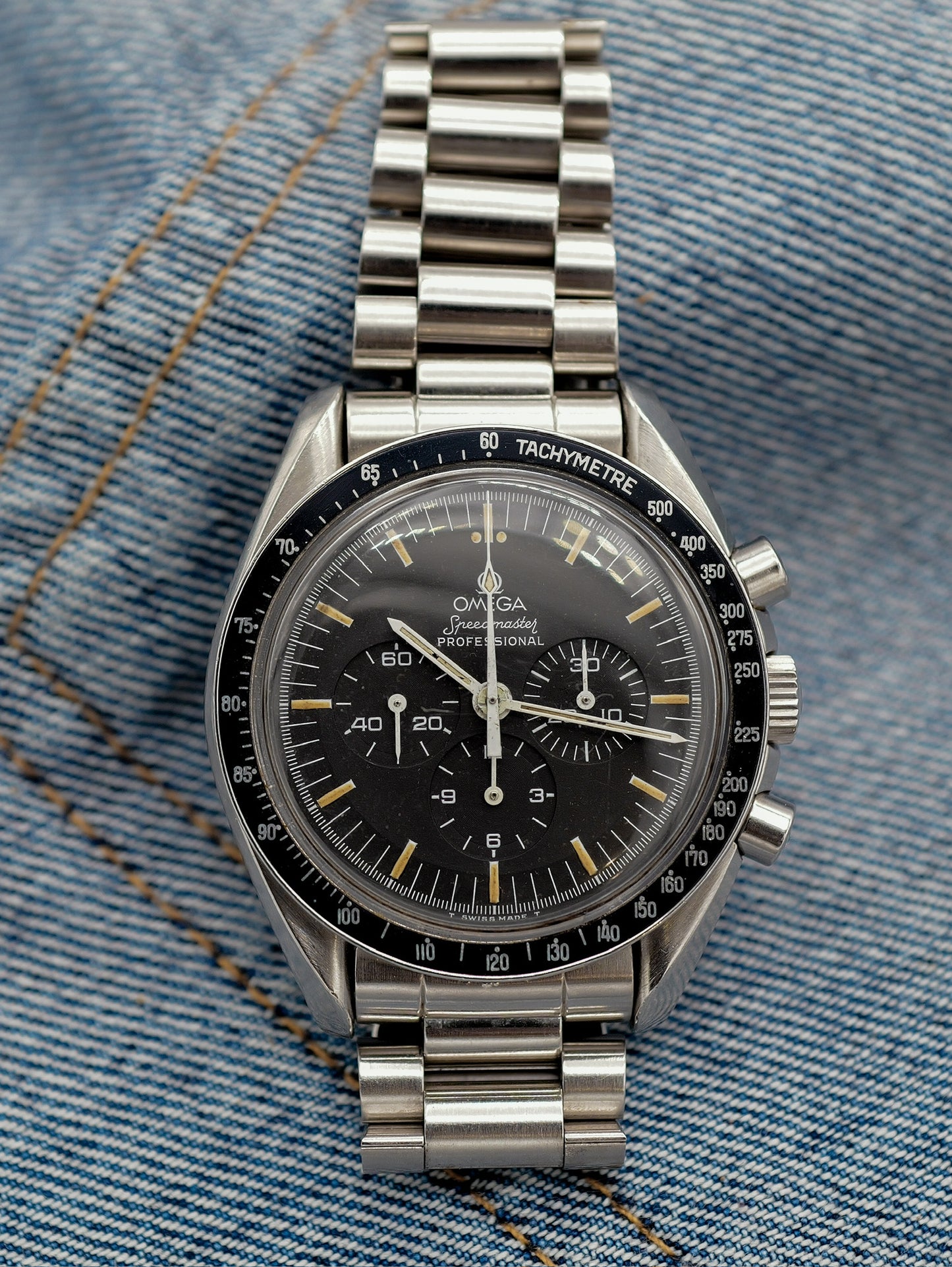 OMEGA SPEEDMASTER MOONWATCH