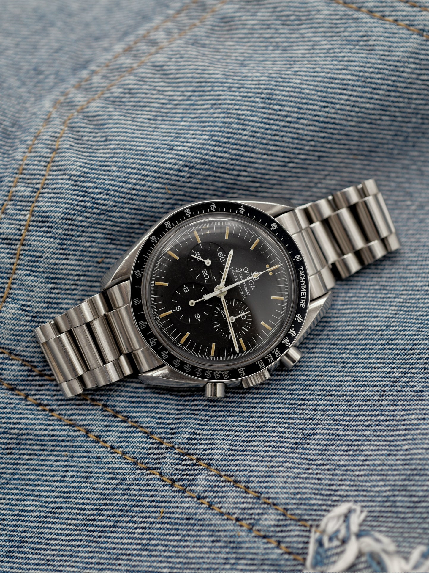 OMEGA SPEEDMASTER MOONWATCH