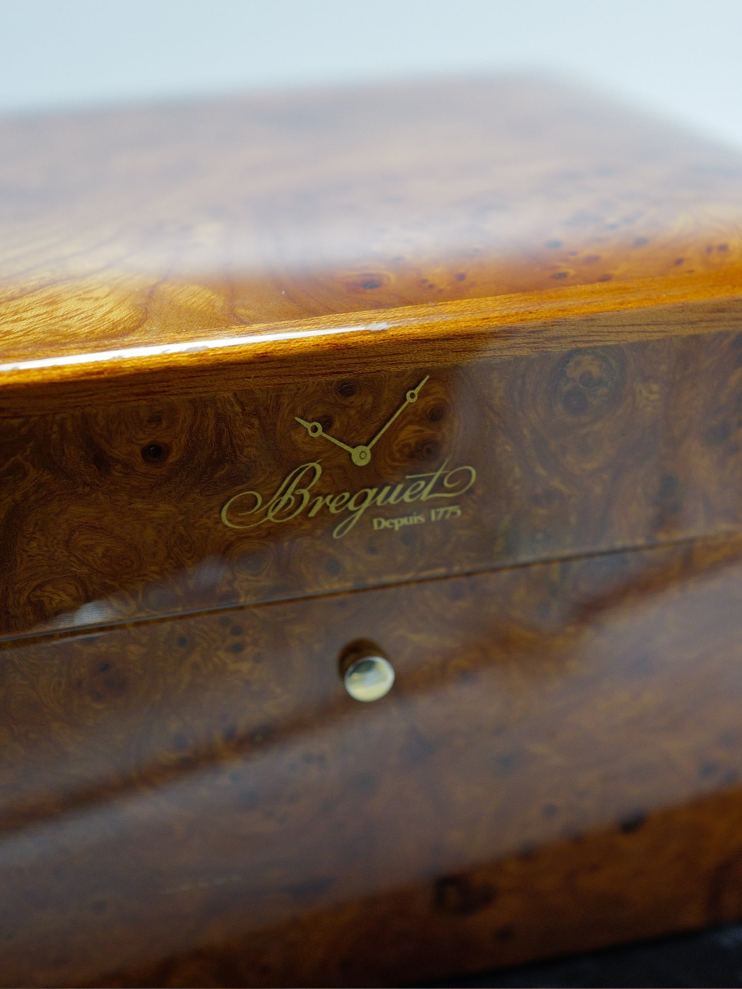 BREGUET CLASSIQUE SECONDS RETROGRADE POWER RESERVE