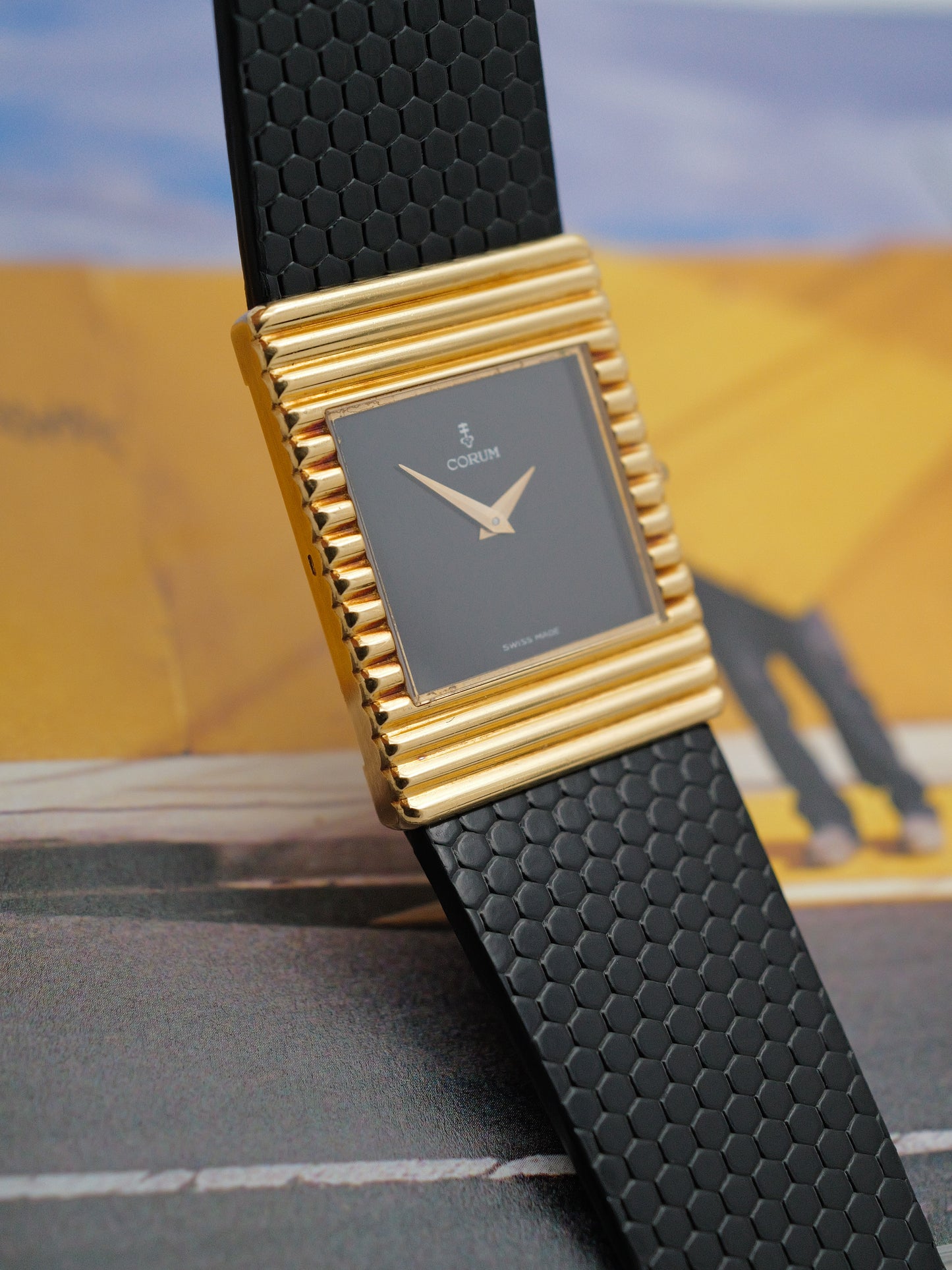 CORUM TANK ONYX