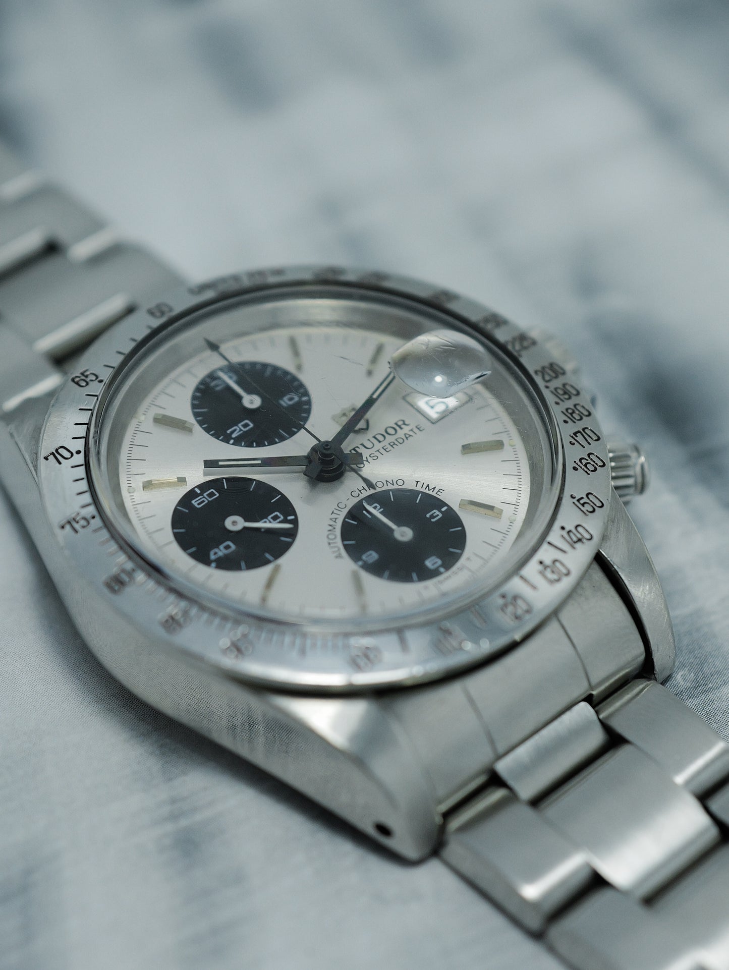 TUDOR BIG BLOCK