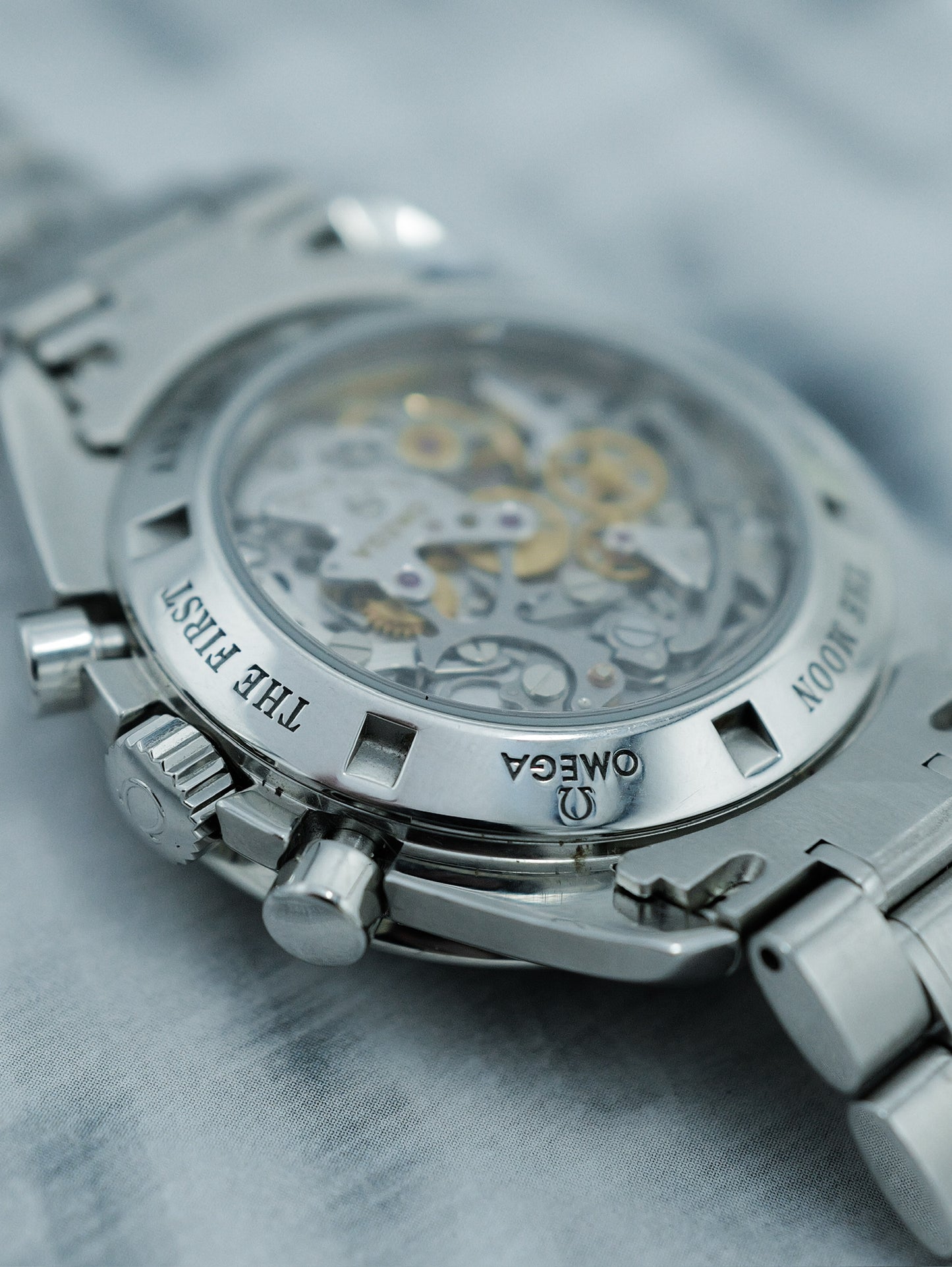 OMEGA SPEEDMASTER PROFESSIONAL MOON WATCH