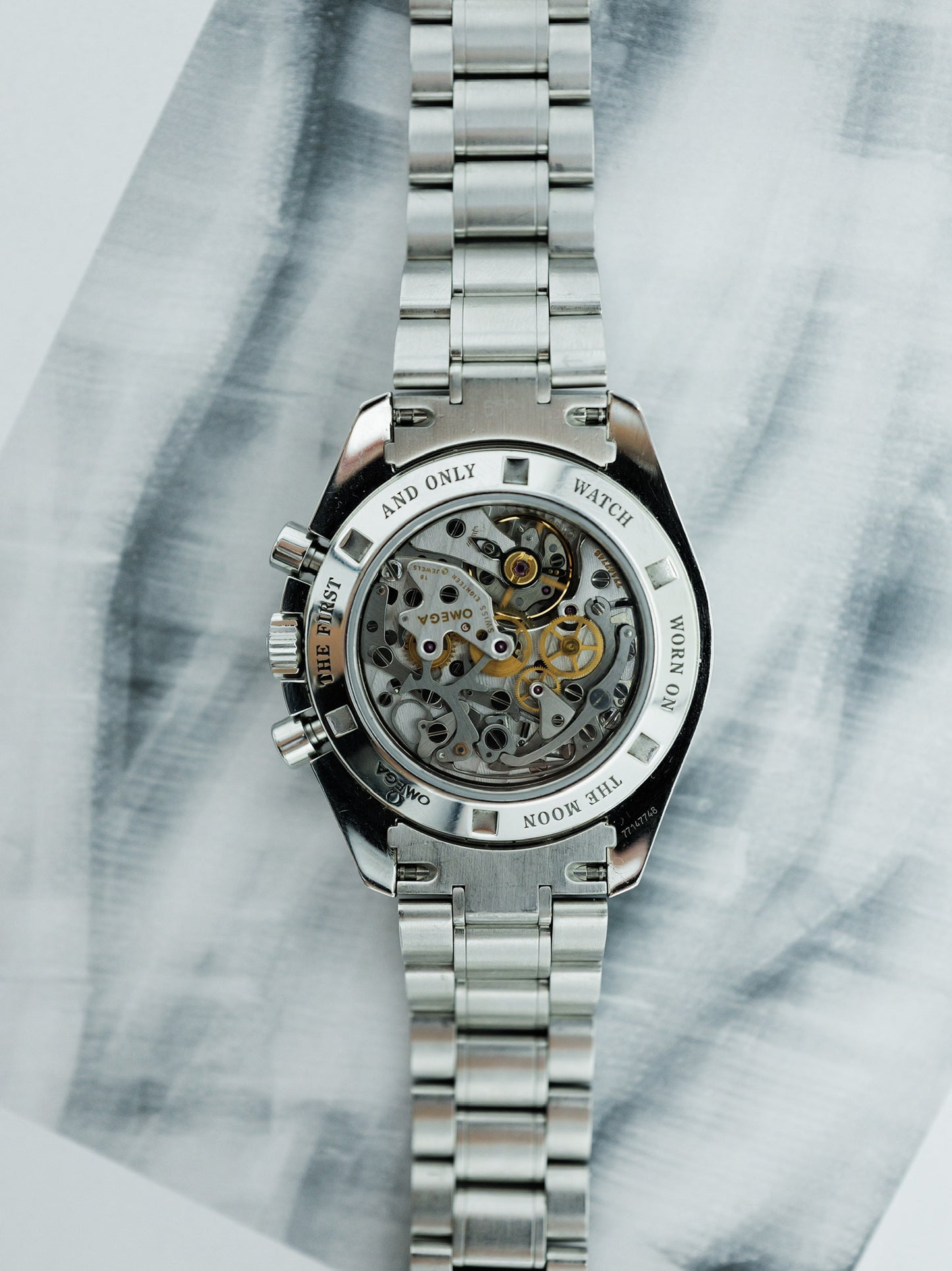OMEGA SPEEDMASTER PROFESSIONAL MOON WATCH