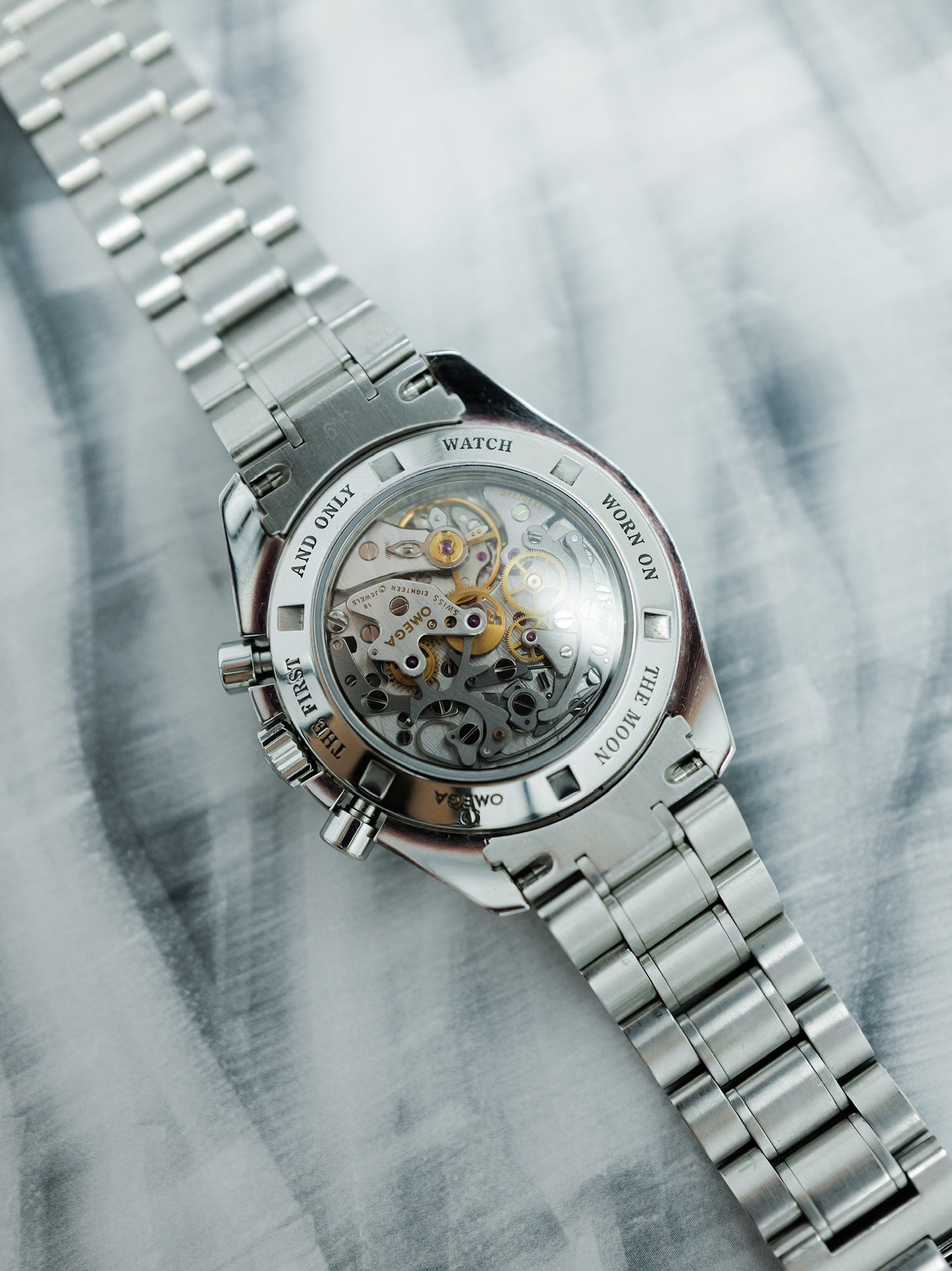OMEGA SPEEDMASTER PROFESSIONAL MOON WATCH