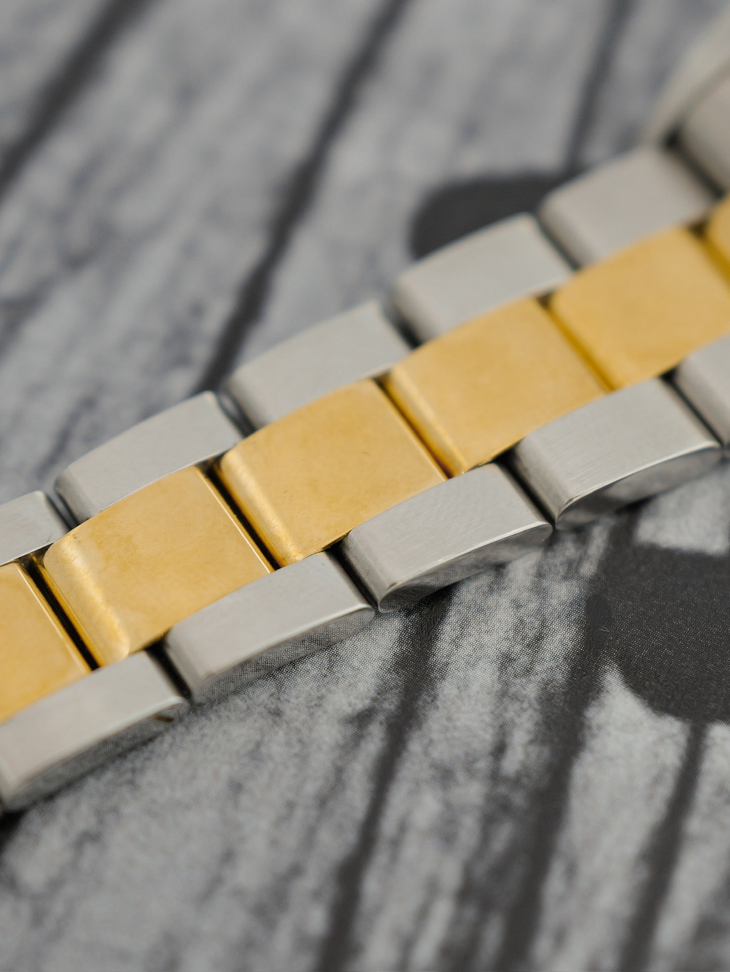 ROLEX OYSTER PERPETUAL DATE