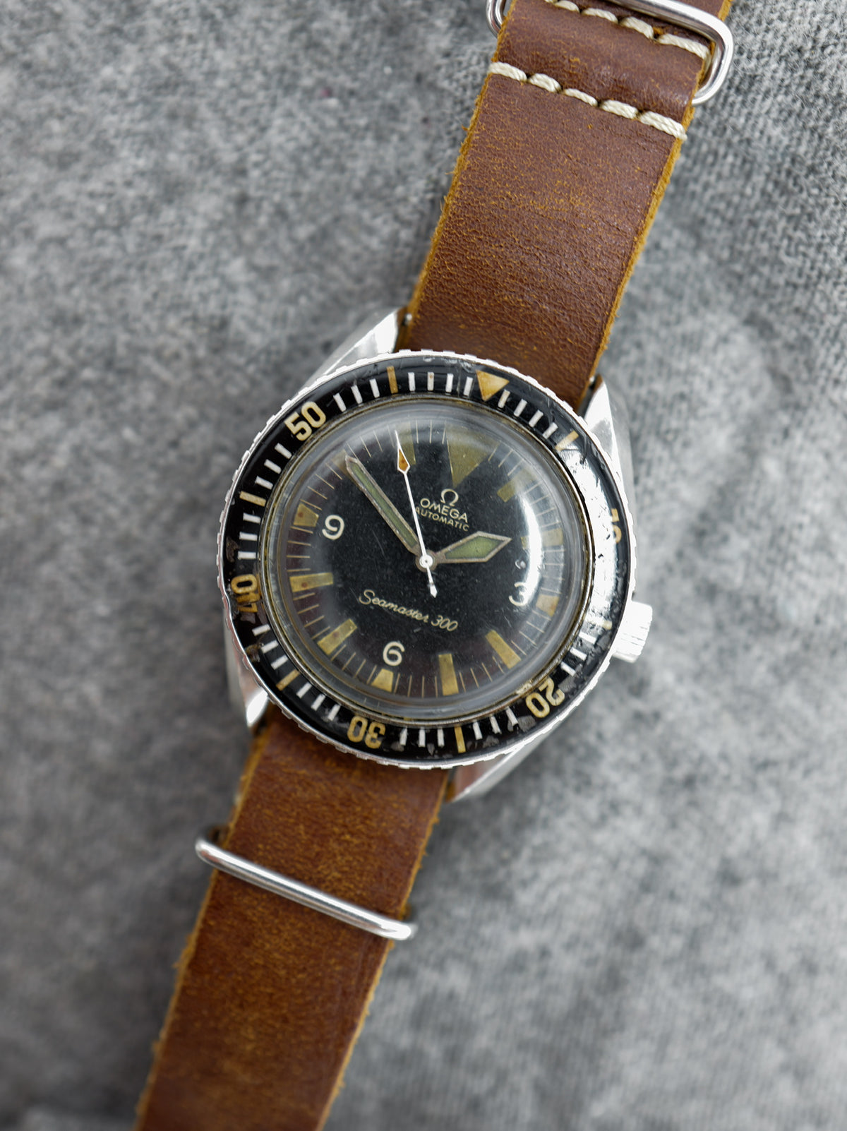 OMEGA SPEEDMASTER 300